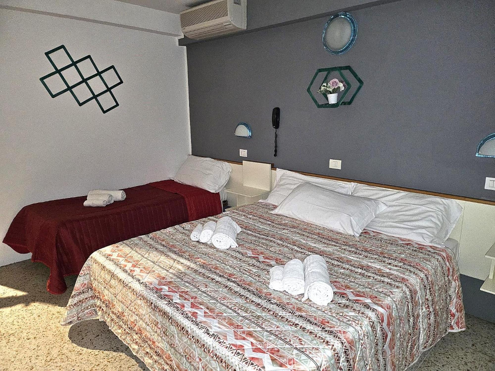 Hotel Villa Rosa Misano Adriatico Exteriör bild