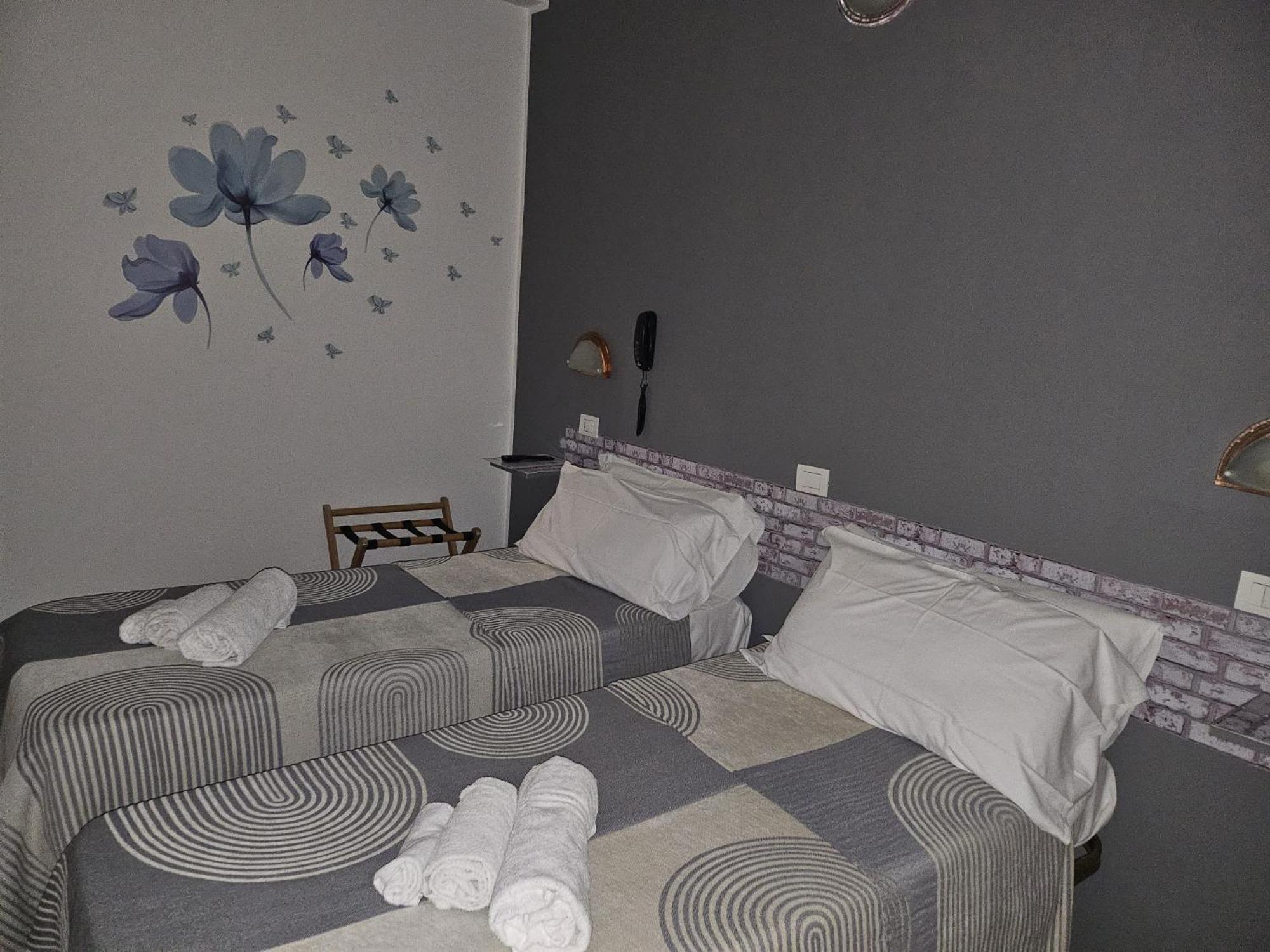 Hotel Villa Rosa Misano Adriatico Exteriör bild
